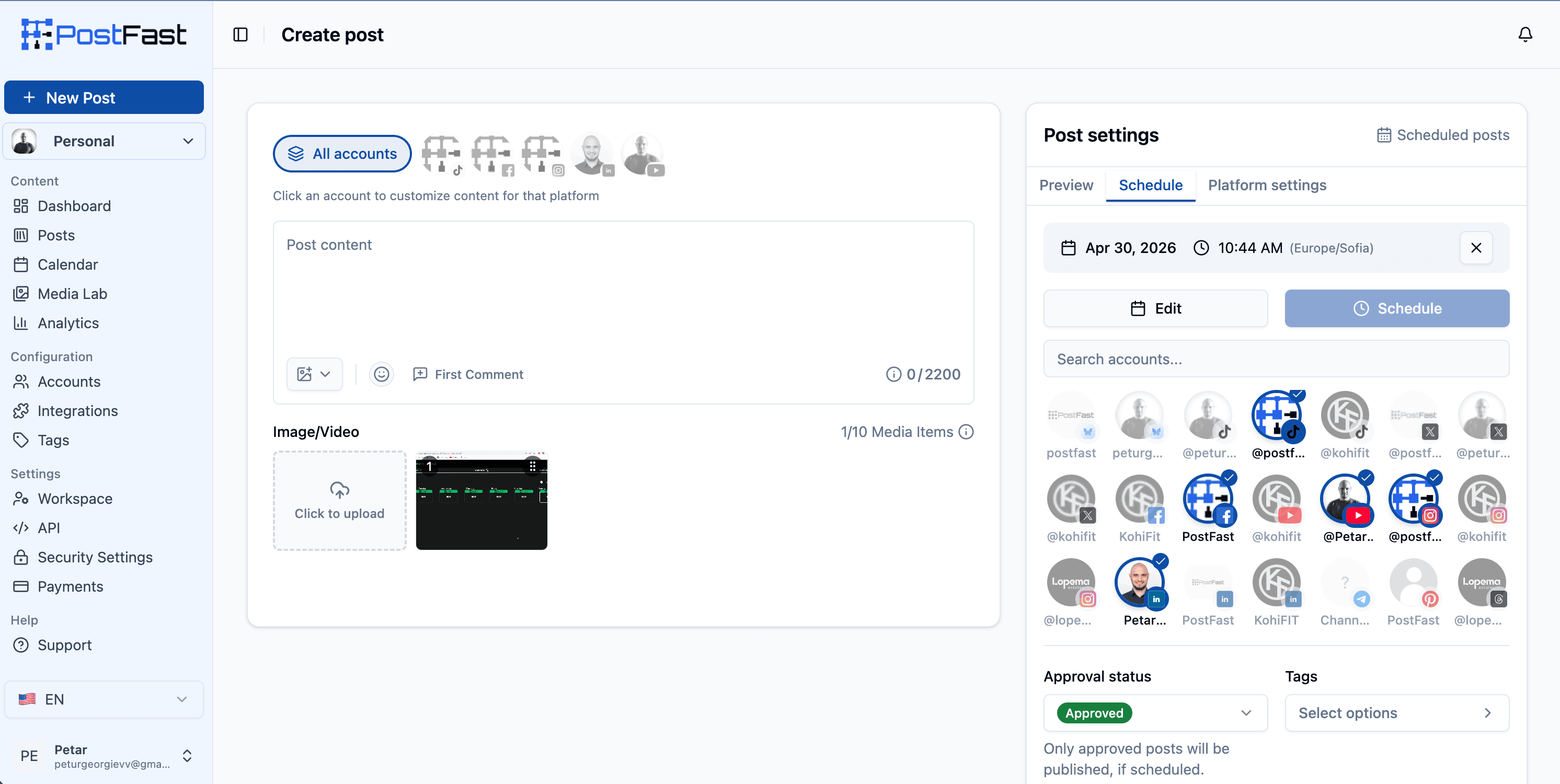 Scheduling a social media post to multiple platforms in PostFast